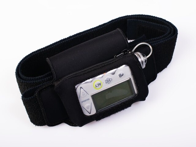 Sport pouch outlet belt